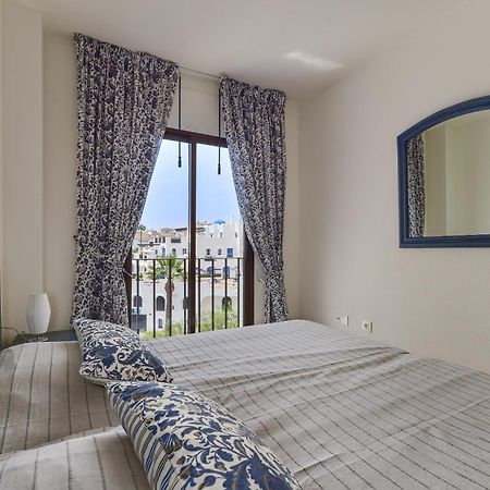 דירות מנילבה Duquesa Port Retreat מראה חיצוני תמונה