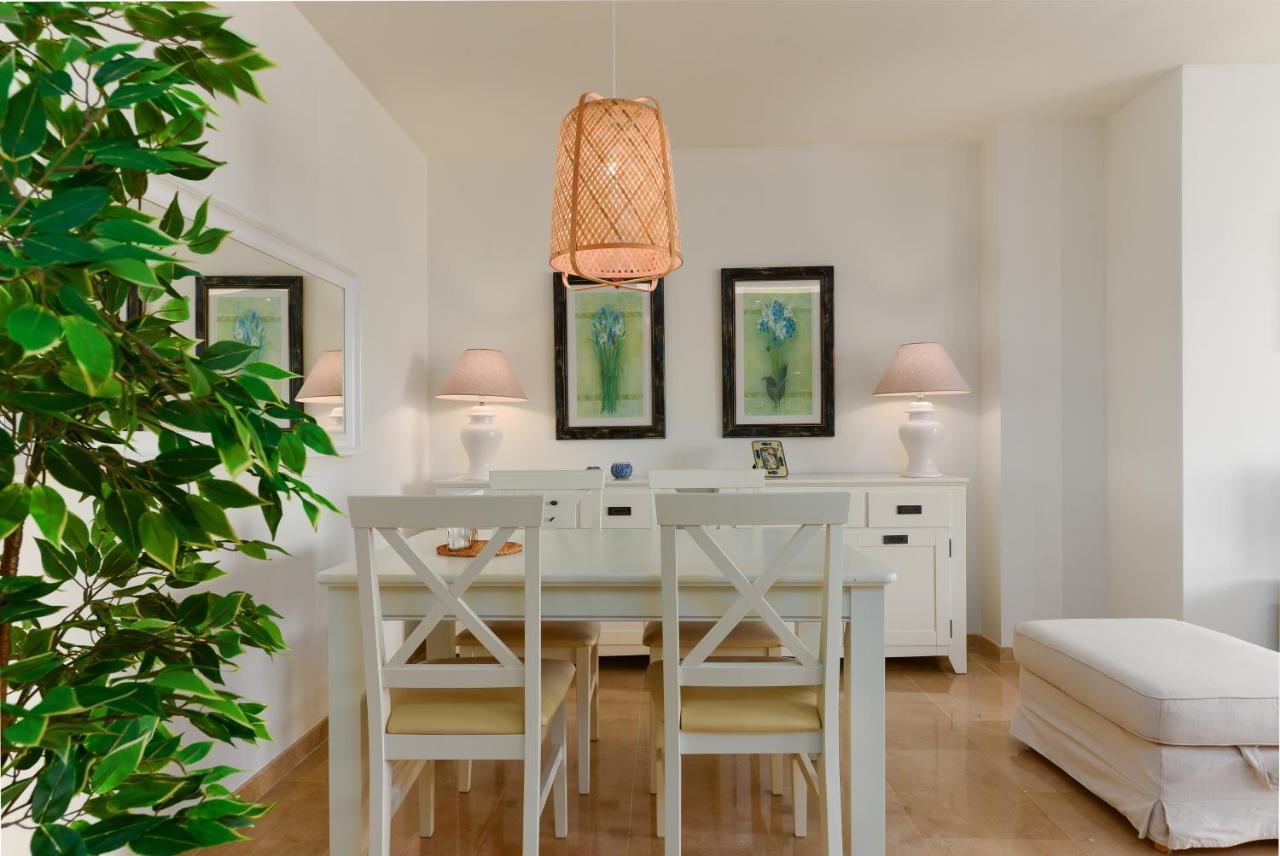 דירות מנילבה Duquesa Port Retreat מראה חיצוני תמונה